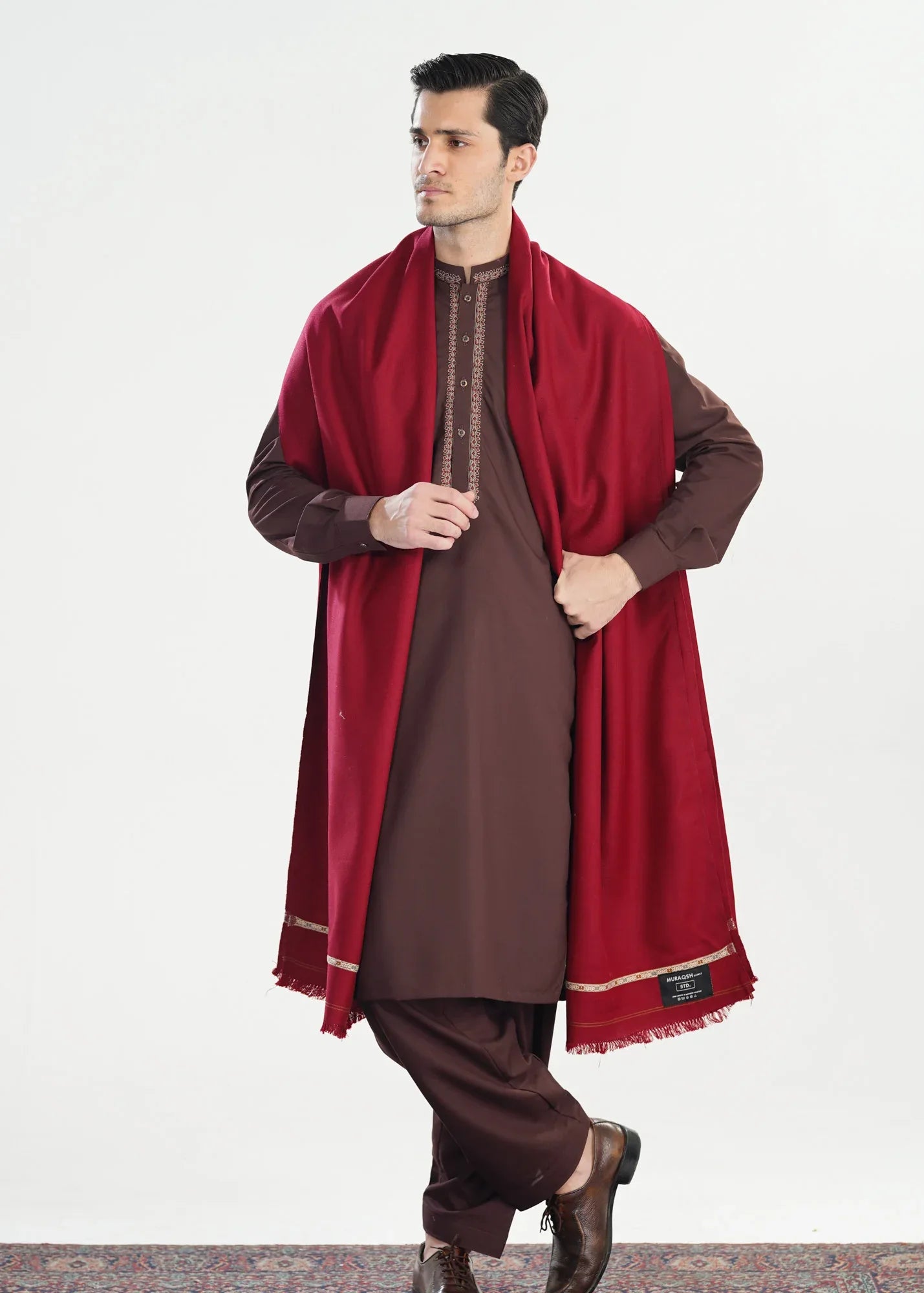 Red Kashmiri Wool Shawl - Men - Muraqsh -- Menswear