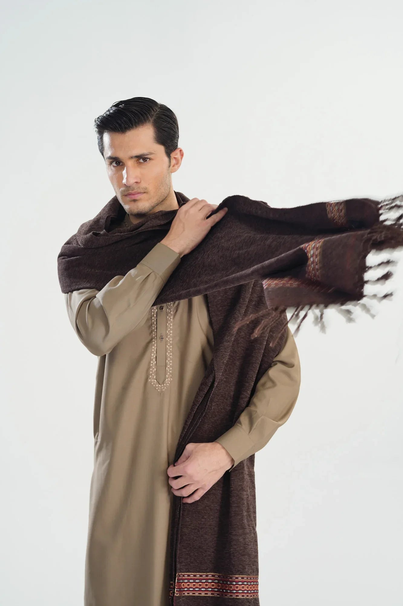 Dark Brown Jacquard Velvet Shawl - Men - Muraqsh -- Menswear