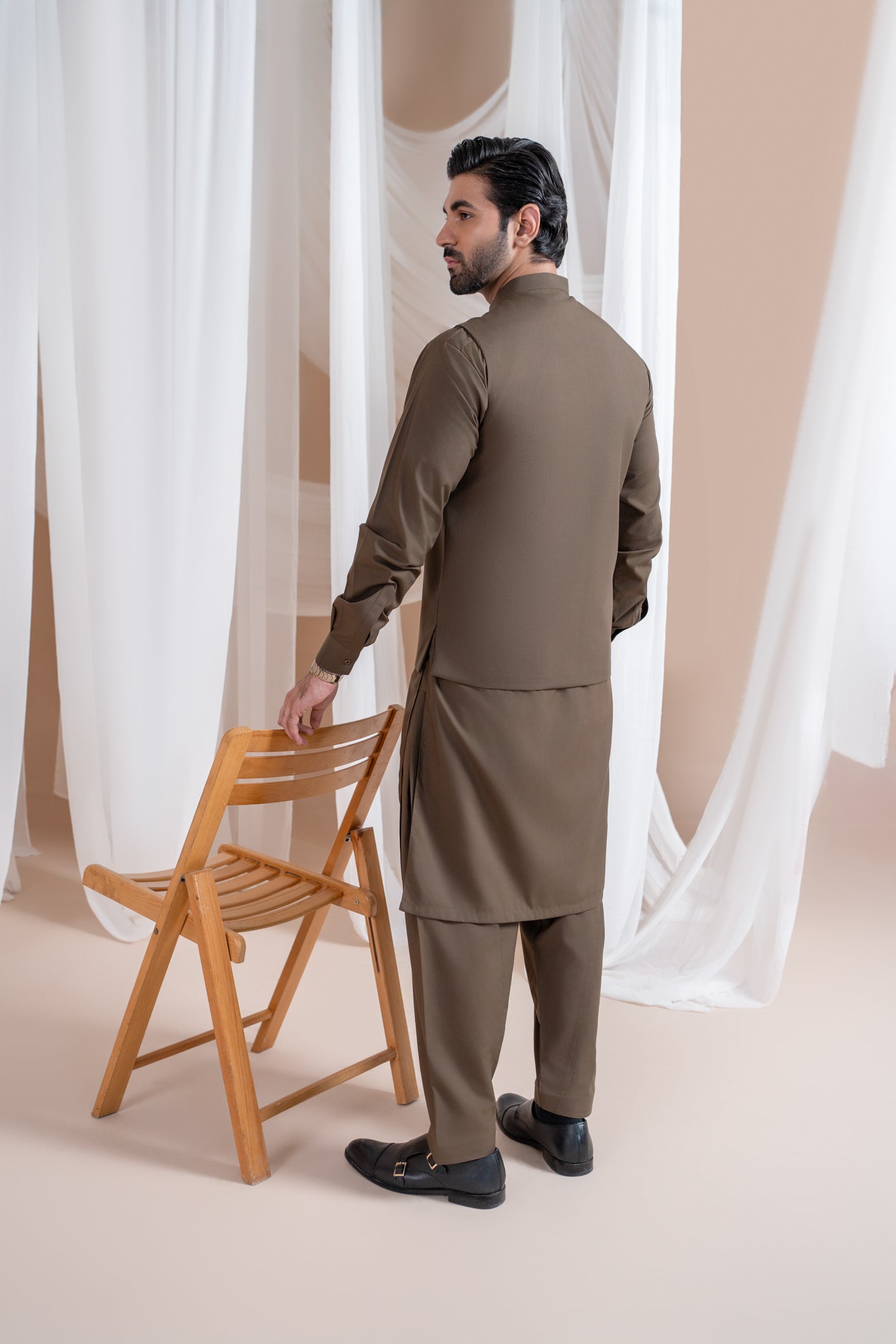 Light Brown Luxury Blended Waistcoat - Straigth Cut - Men