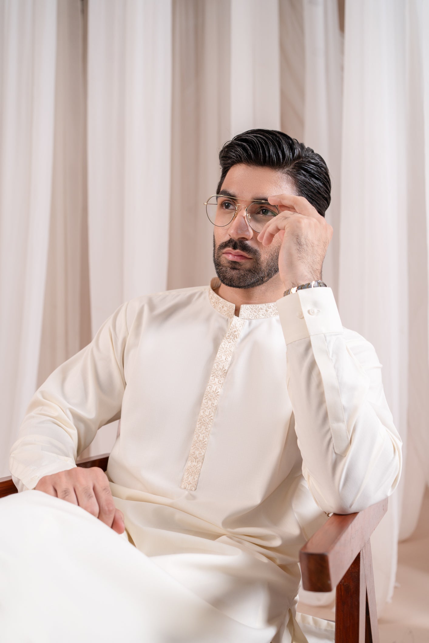 Formal Bosky White Kurta Shalwar - Collar Neck Embroidered - Men