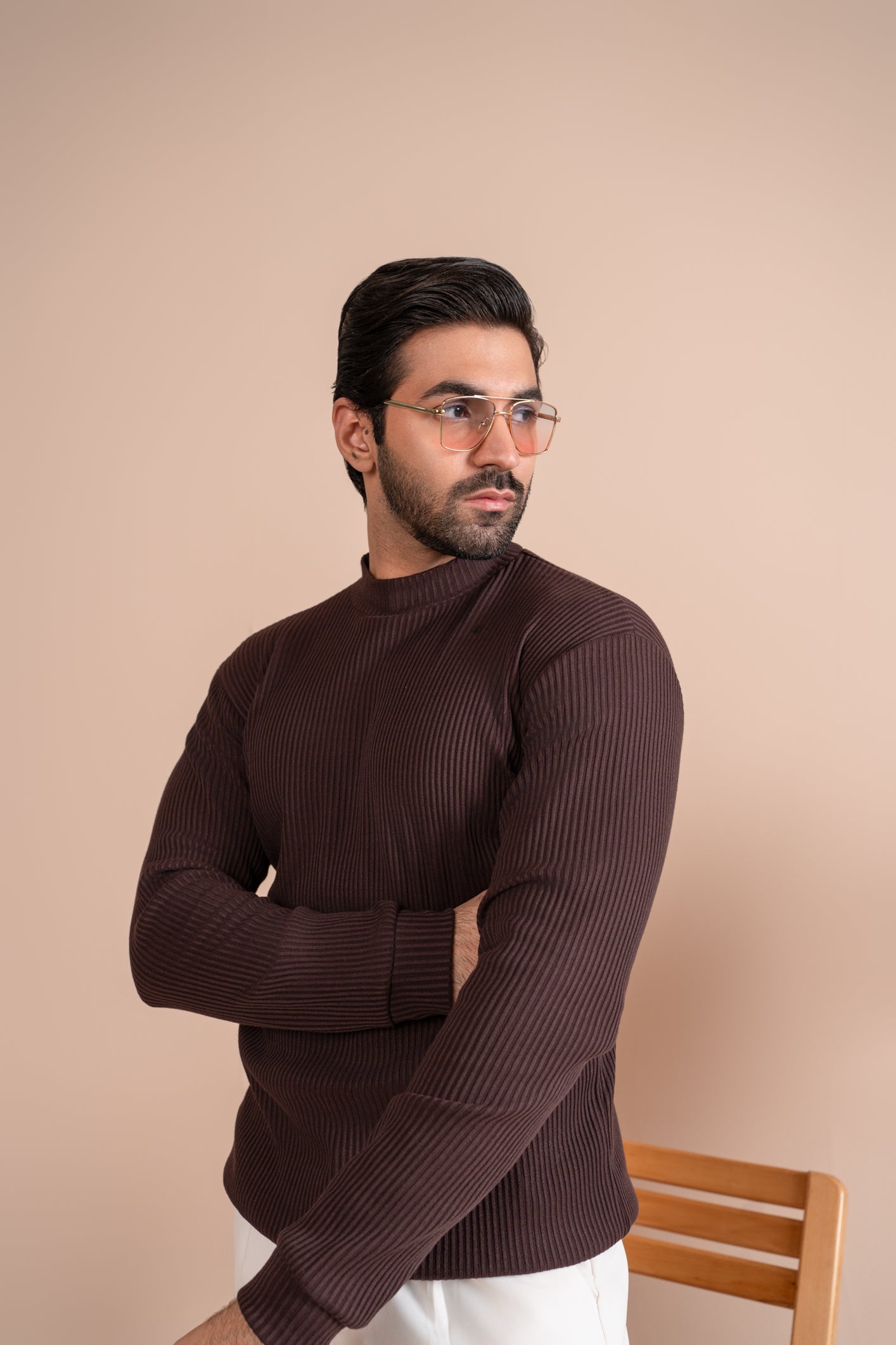 Ribbed Brown Mock Neck - Relaxed Fit - Men