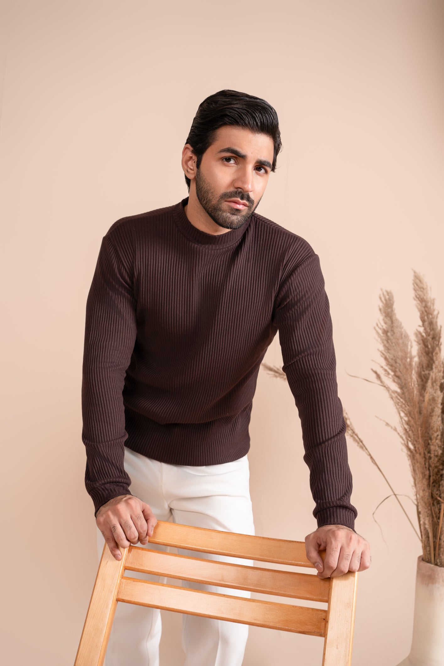 Ribbed Brown Mock Neck - Relaxed Fit - Men