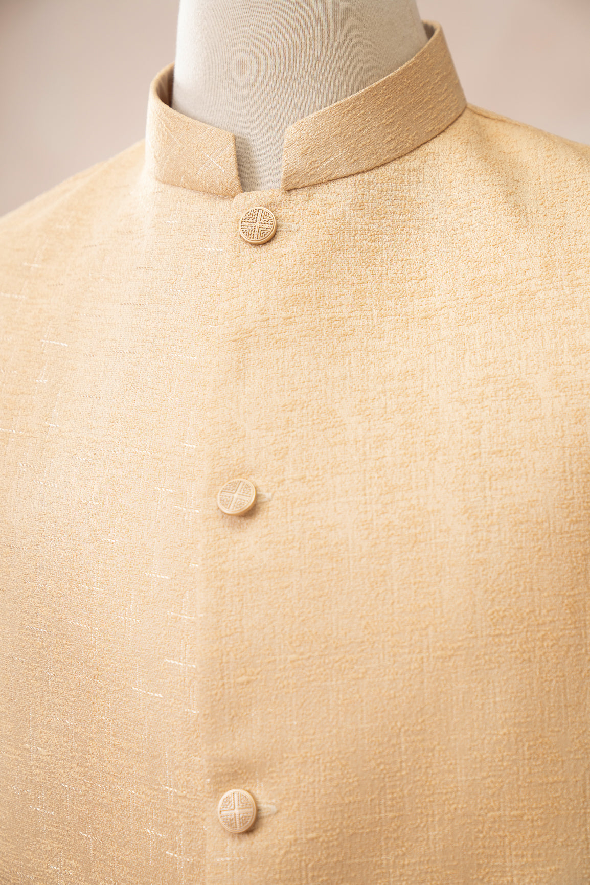 Ivory Jamawar Textured Waistcoat - Men