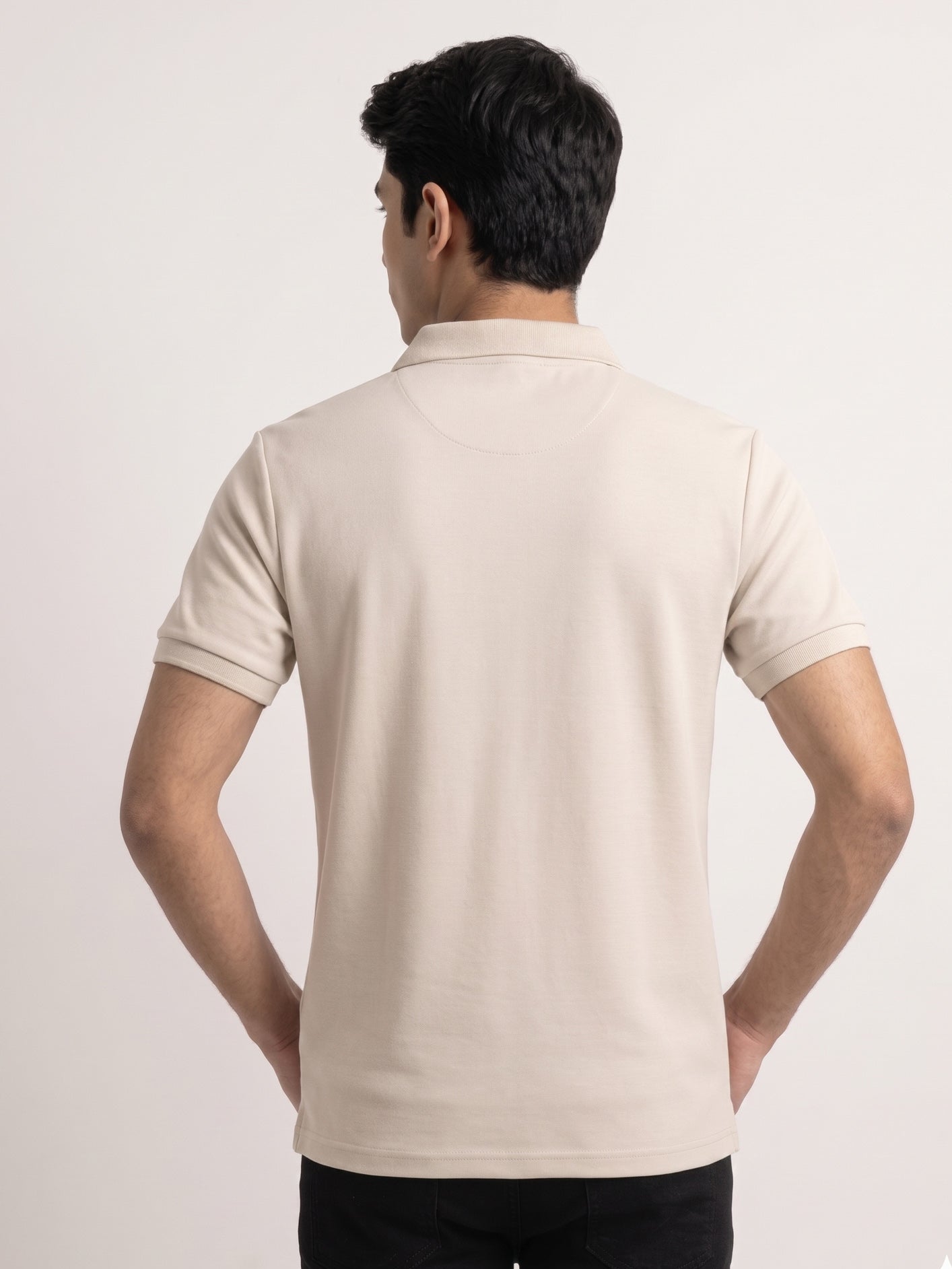 Off White Basic Zipper Polo - Smart Fit- Men