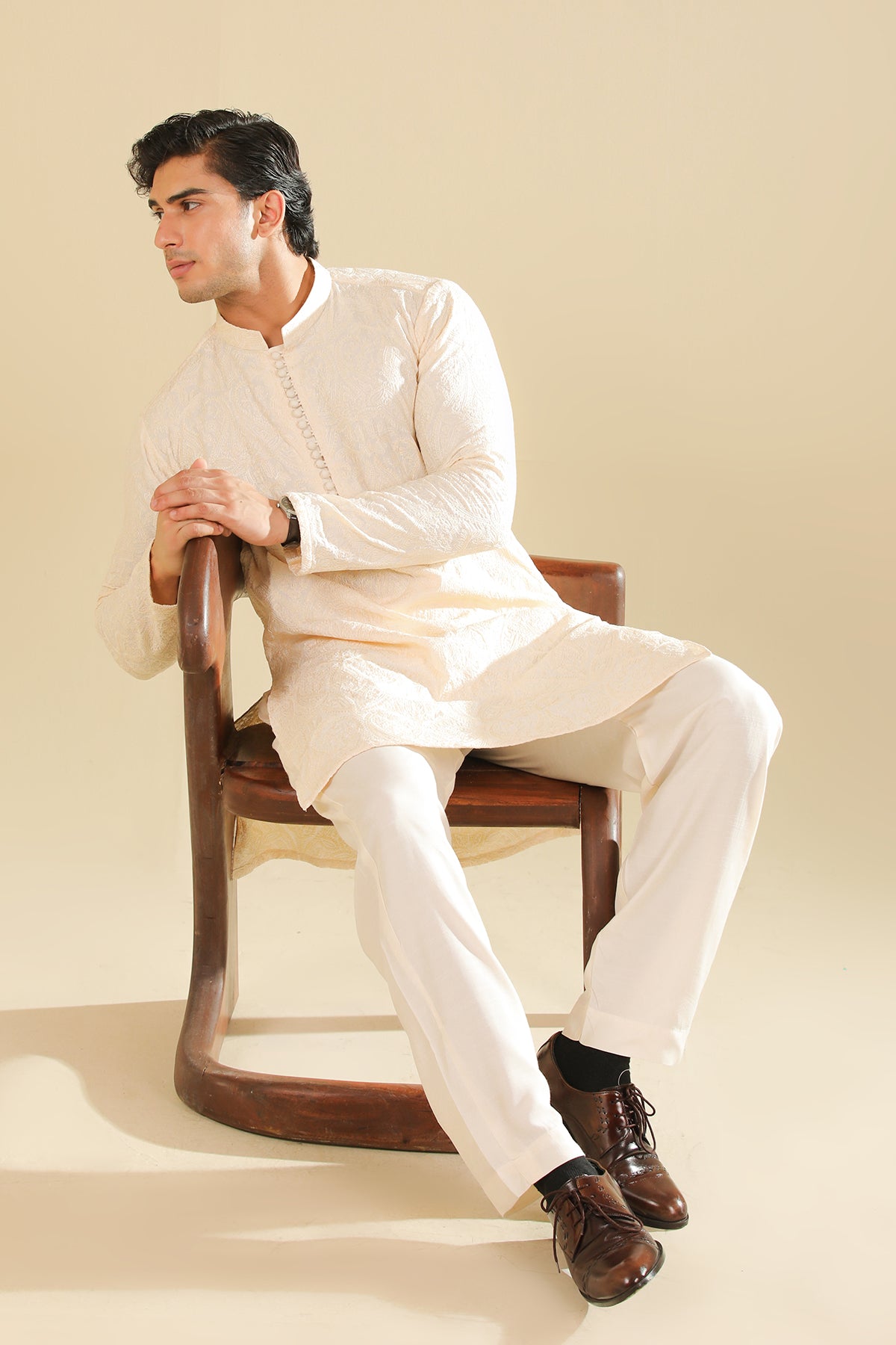 Andaz - Bosky White Raw Silk Embroidered Kurta Trouser - Men