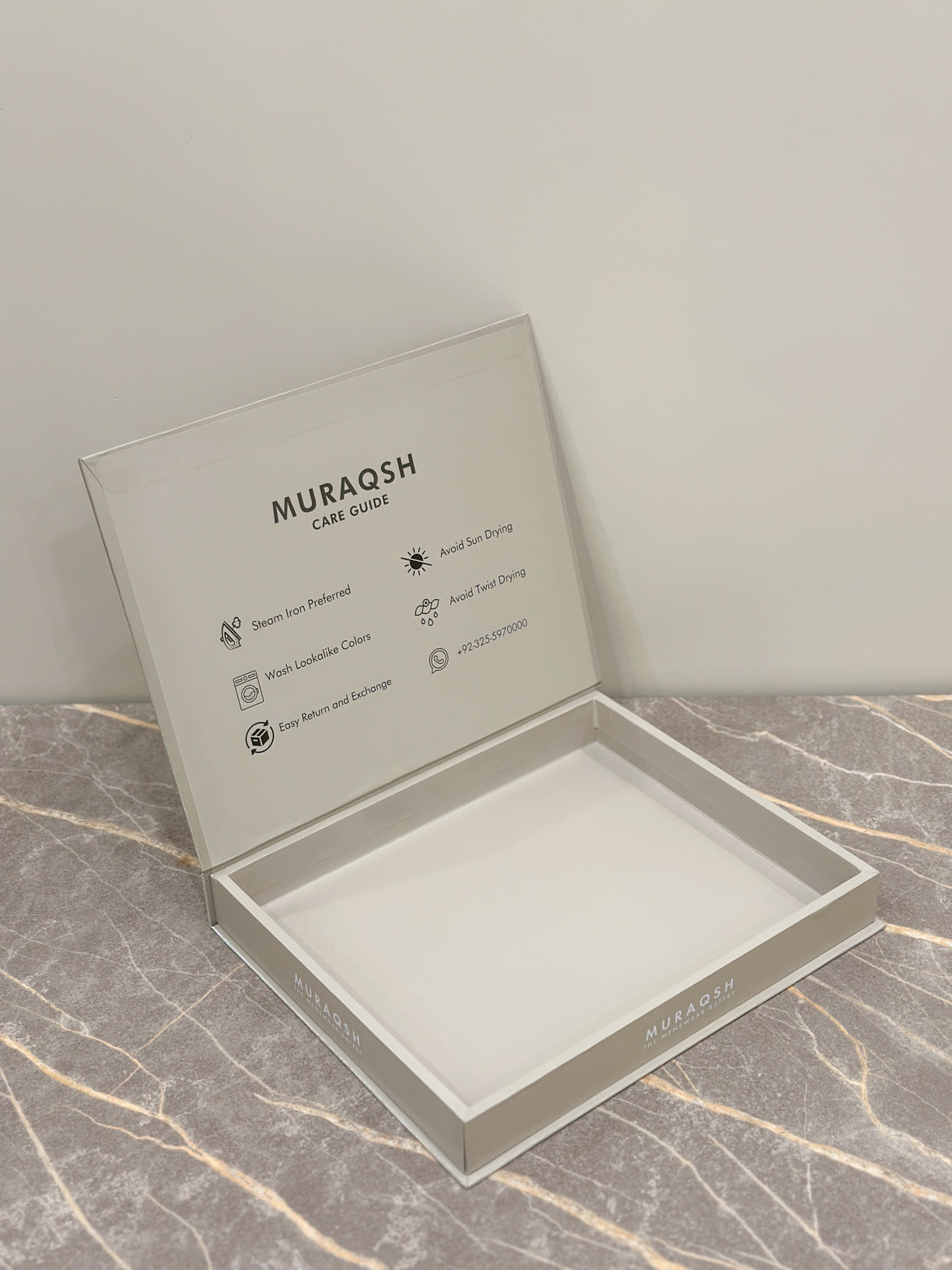 Premium Gift Box Top Drip off and Textured Grooving in Mint