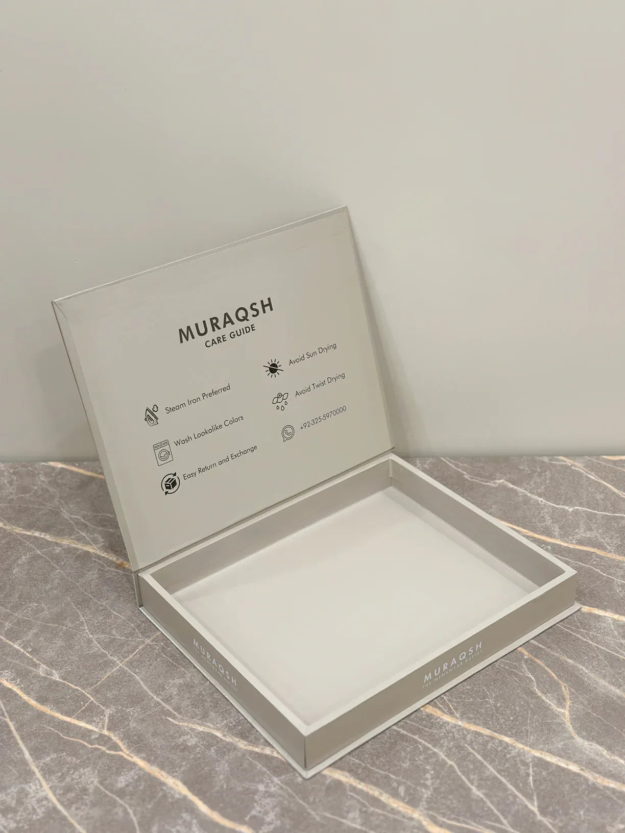 Premium Gift Box Top Drip off and Textured Grooving in Mint - Muraqsh -- Menswear