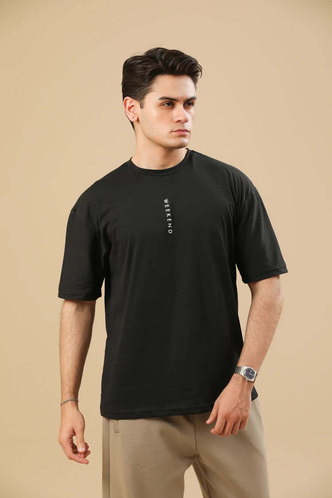 Weekend Oversized Tee in Black - Men - Muraqsh -- Men Western