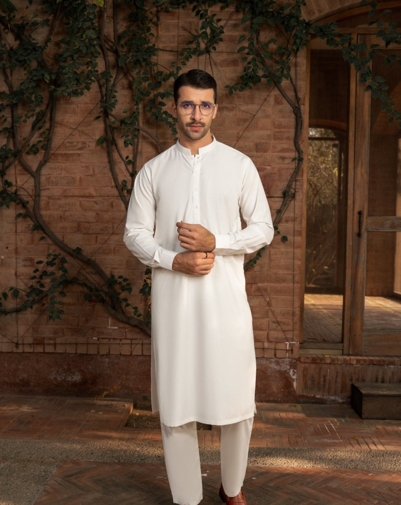 Off White Kurta trouser for men
