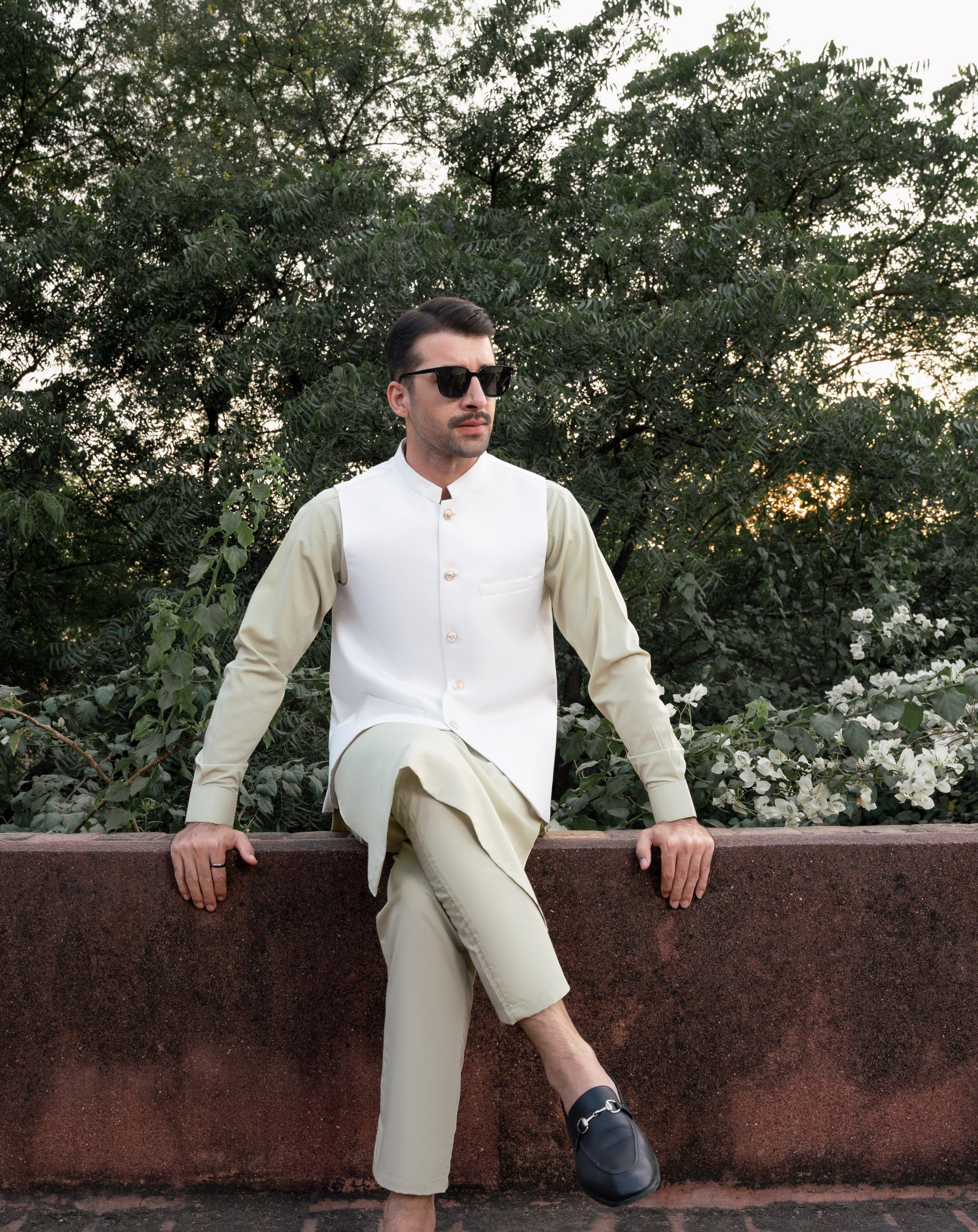 Mint and White - 3PC - MuraqshMuraqsh Man