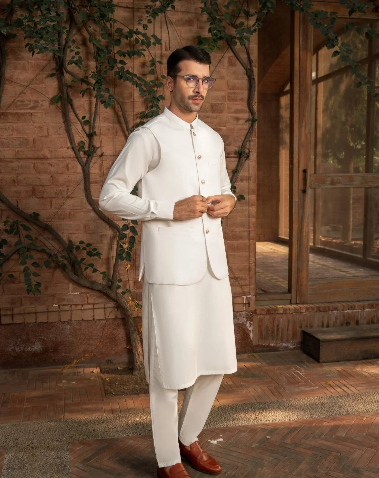 Off White Shalwar Kameez and Waistcoat - 3PC Set - Men