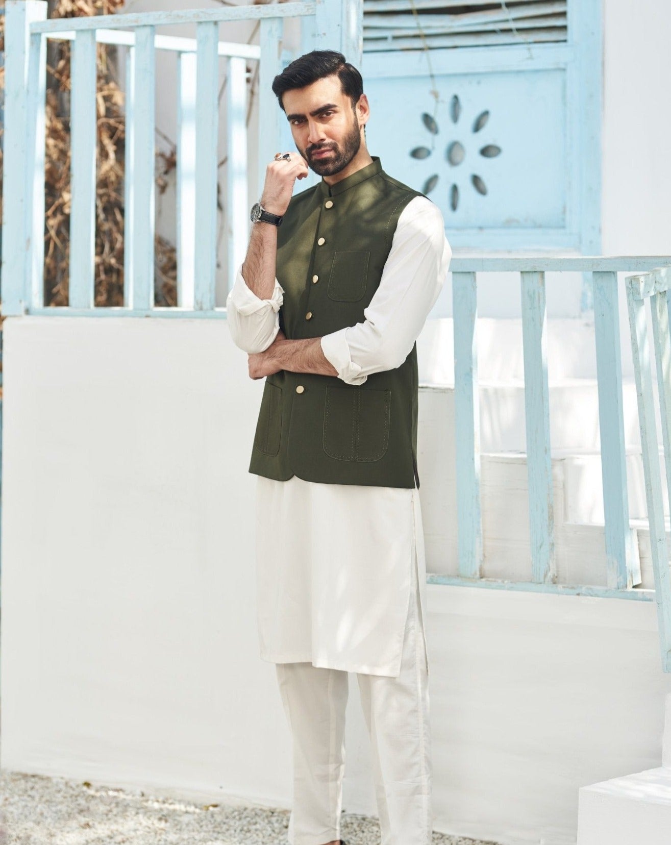 Army Green on White - 3PC - Man