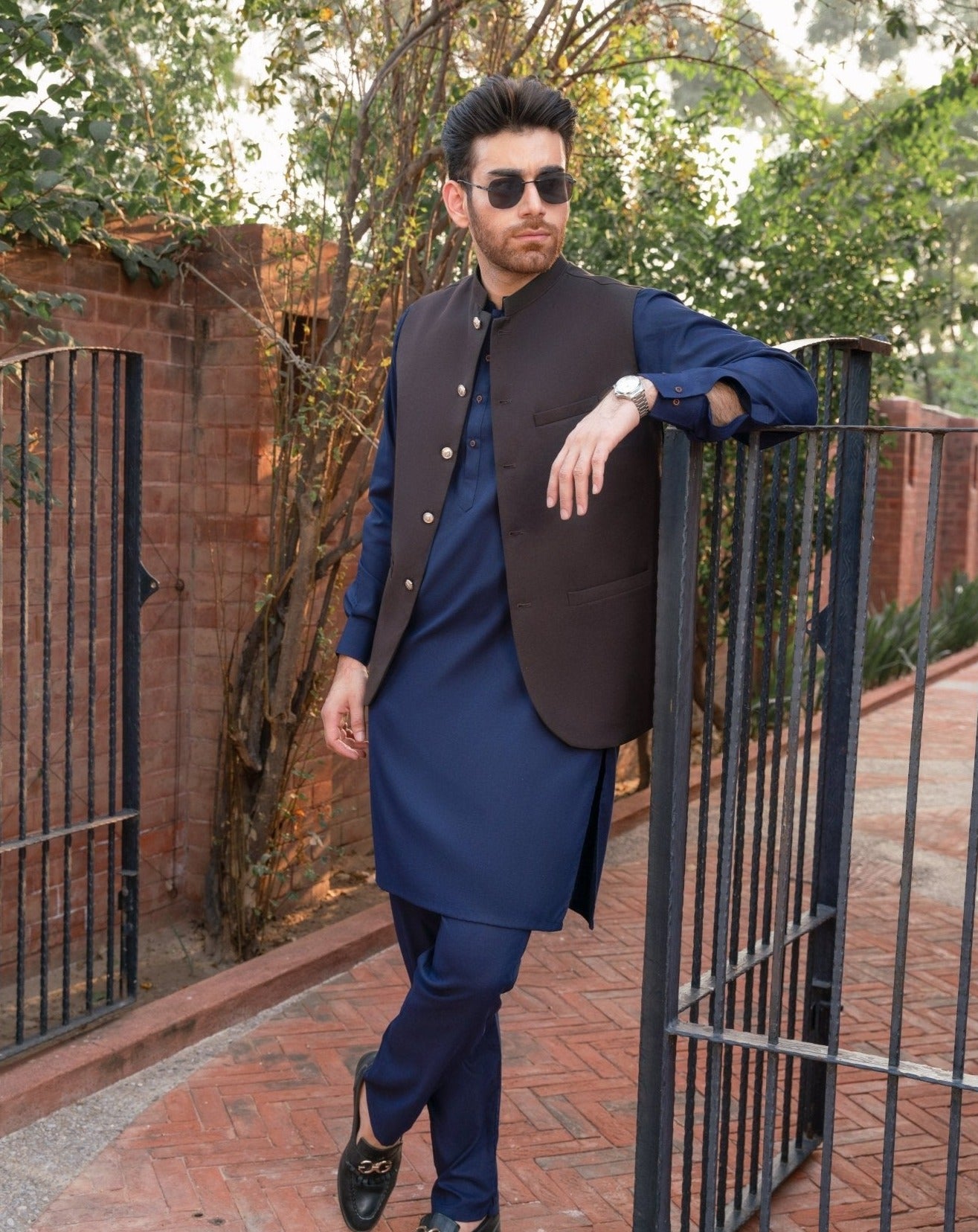 Dark Brown on Blue - 3PC - MuraqshMuraqsh Man