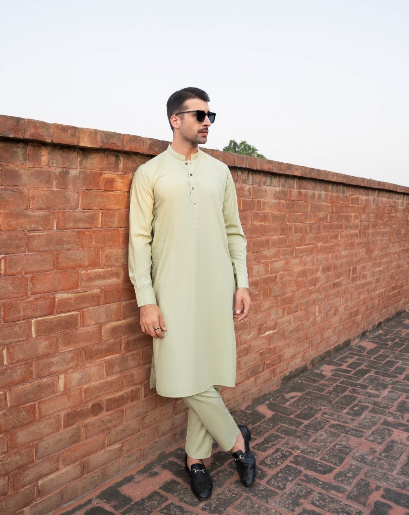 Mint - Kurta Trouser - 2PC - MuraqshMuraqsh Man