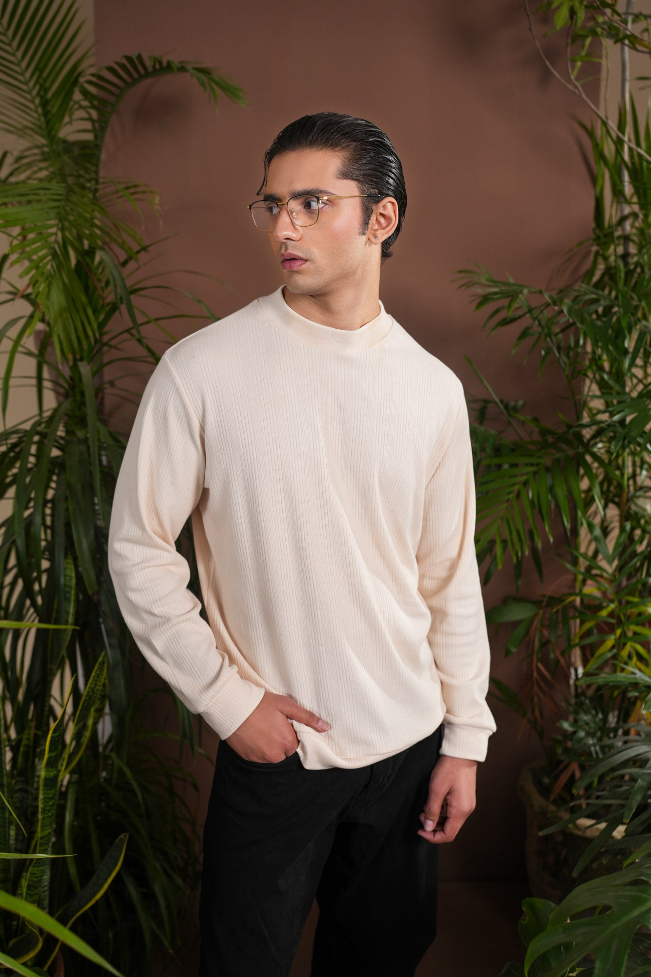 Ribbed White Mock Neck - Relaxed Fit - Men