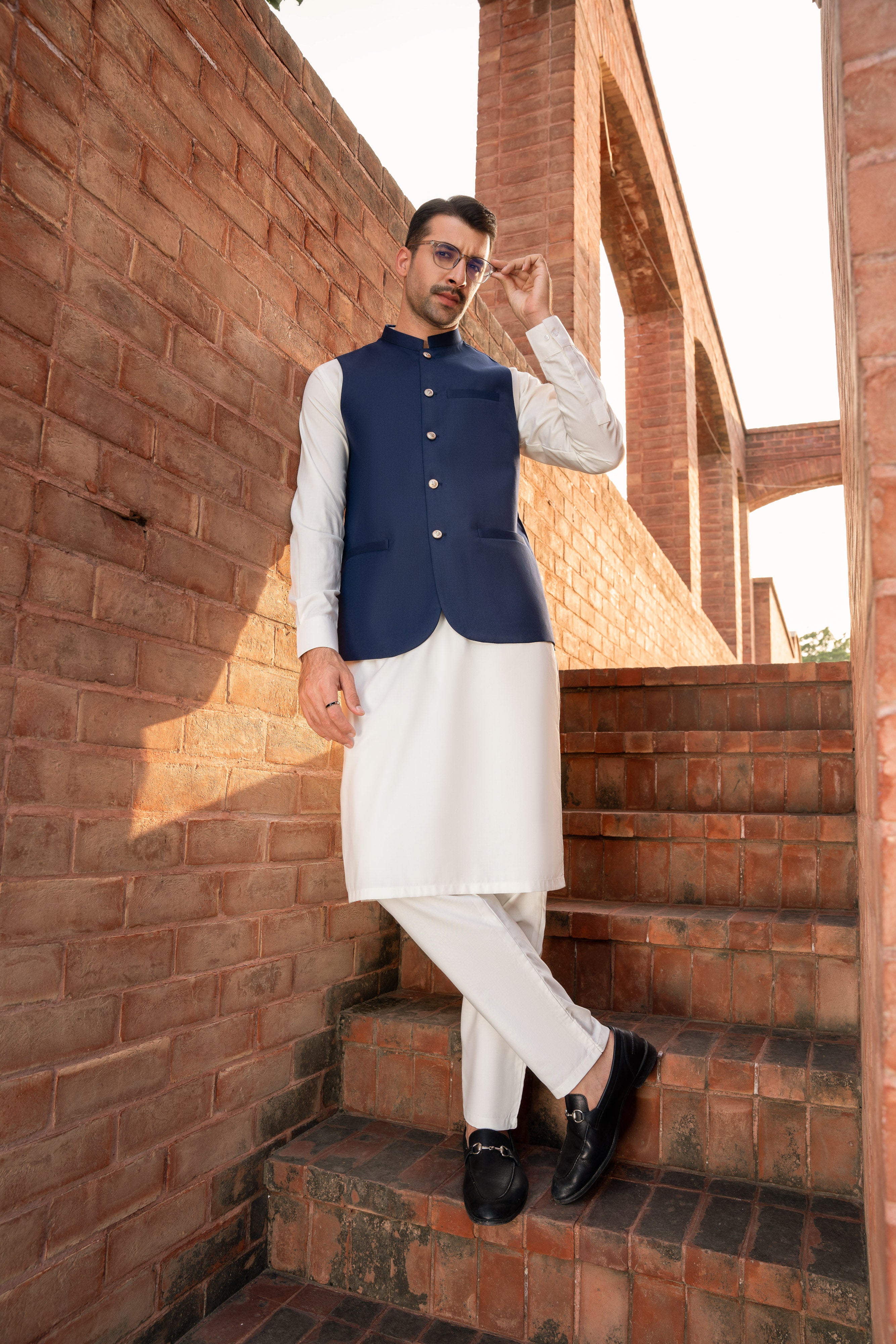 Pack of 2 Suiting Waistcoats - Round Cut - Off White & Navy Blue