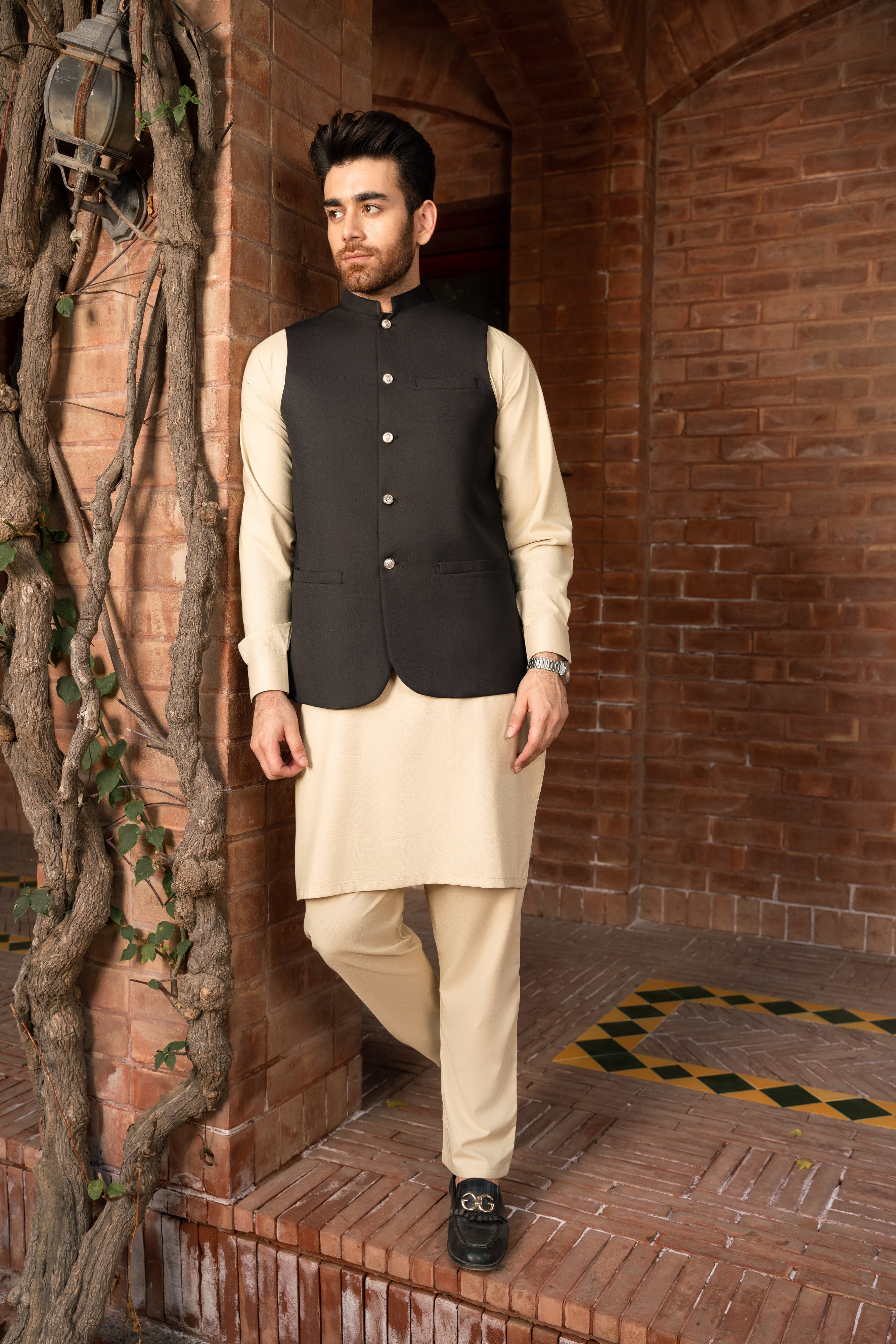 Pack of 2 Suiting Waistcoats - Round Cut - Camel & Opal Black