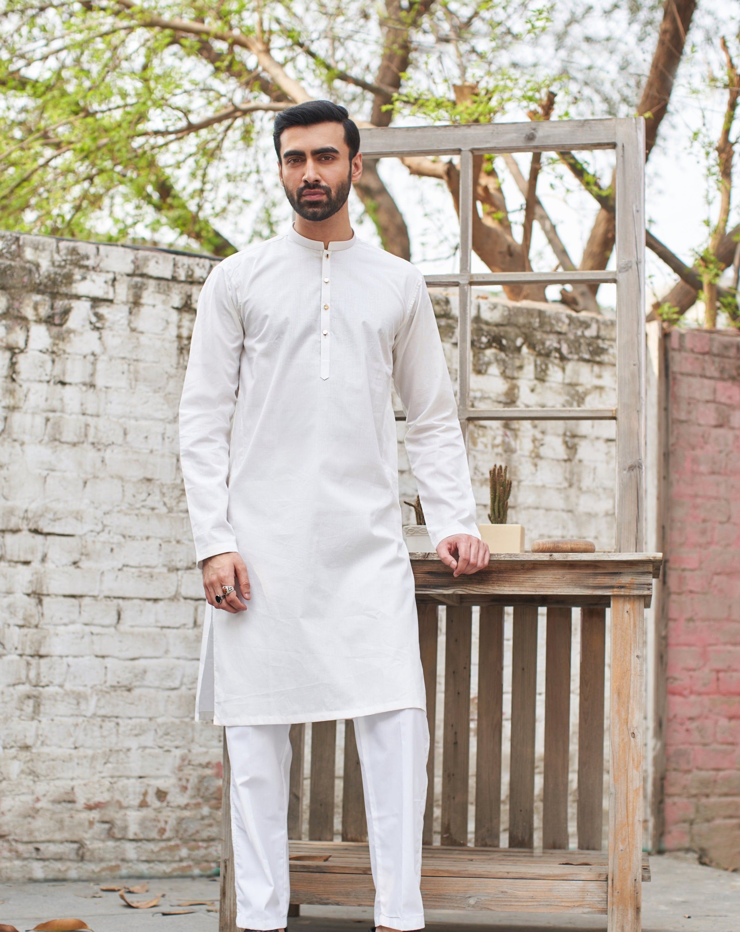 Off White Cotton Kurta - MuraqshMuraqsh