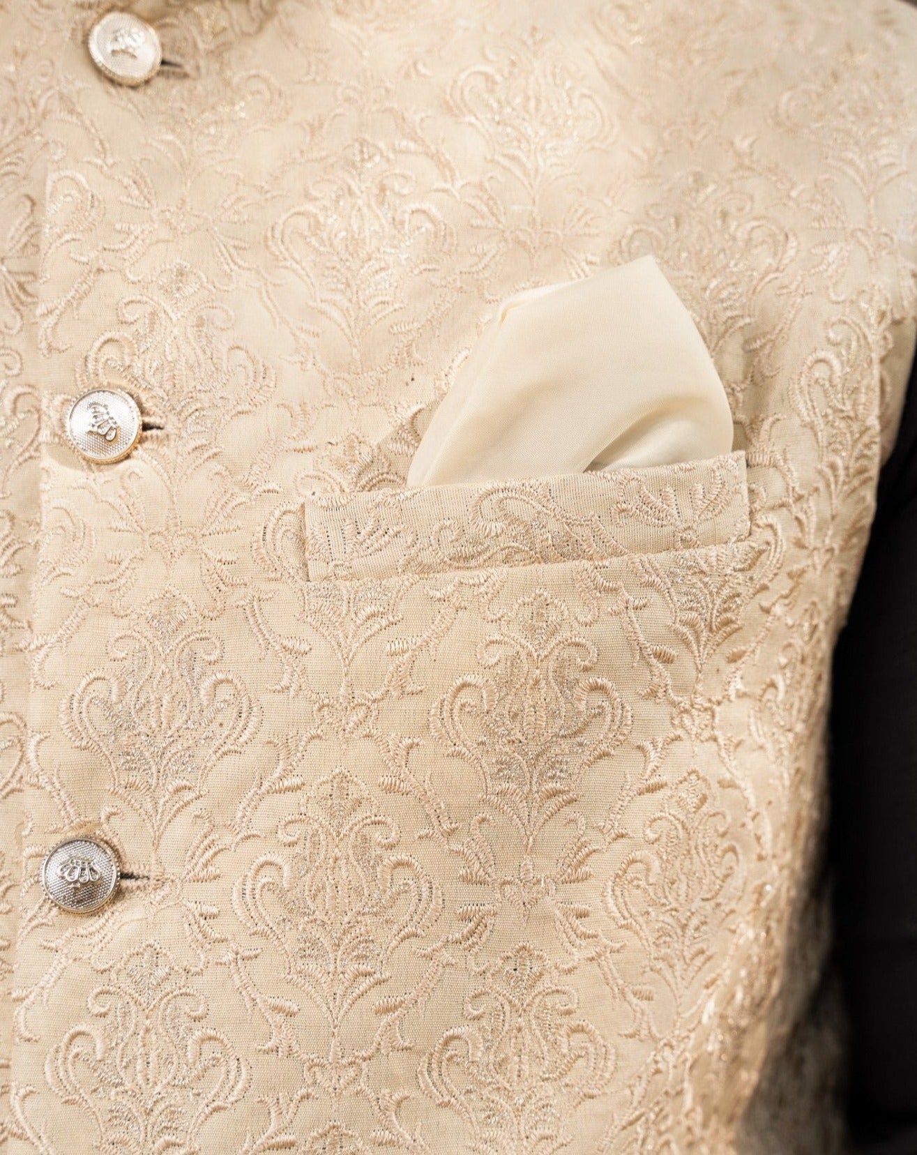Ivory Embroided Waistcoat - MuraqshMuraqsh Man